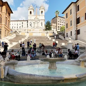 Condotti Dock Pensión Roma